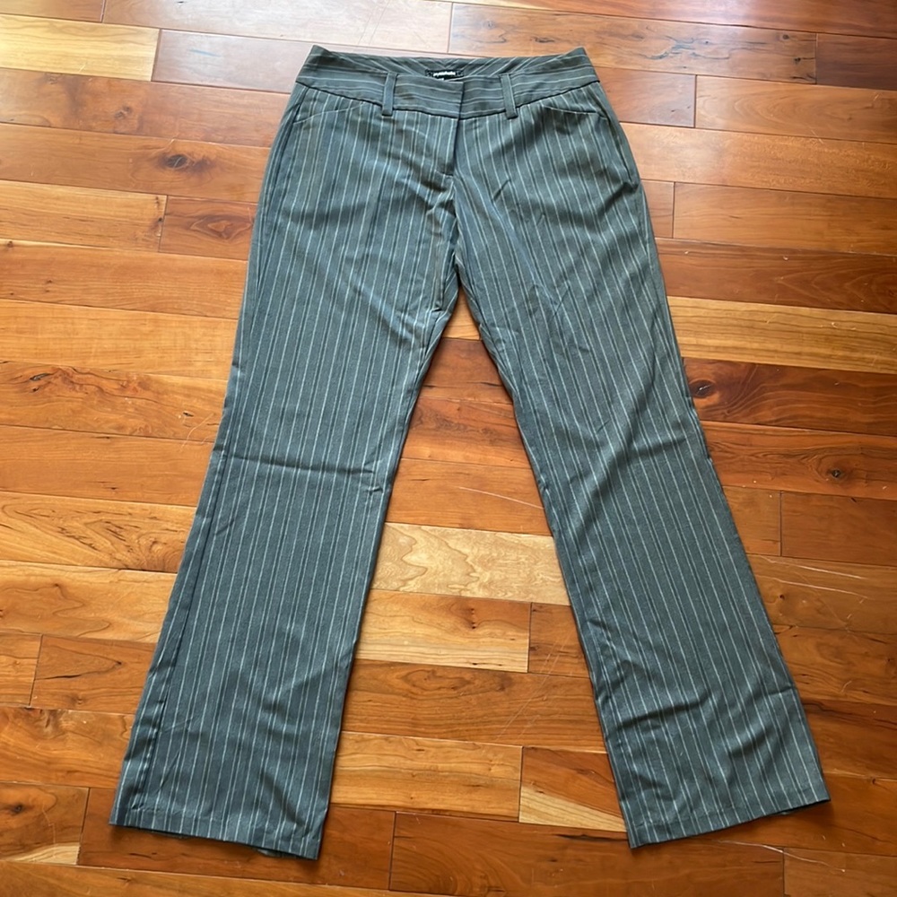 Gray striped dress pants size 7